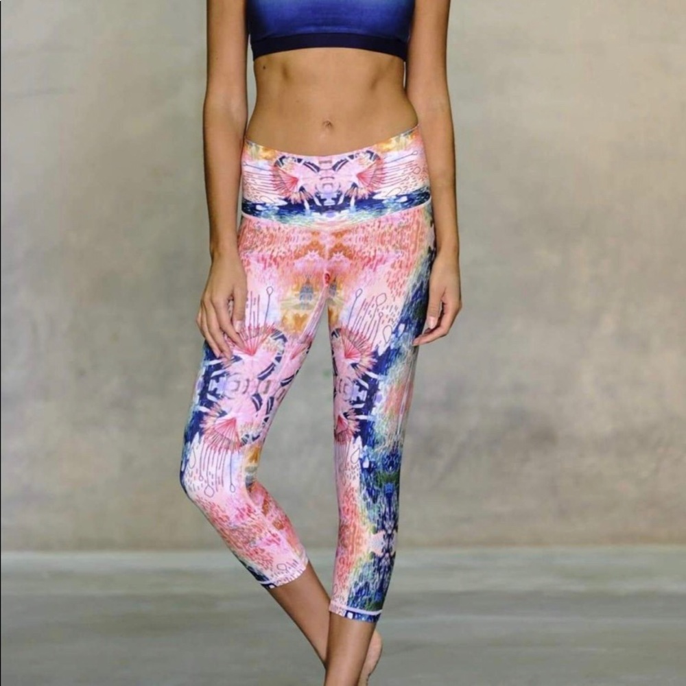 NWT niyama sol beachcomber legging